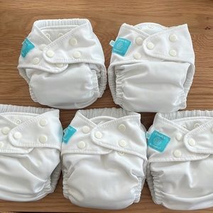 Charlie Banana cloth diapers + 4 extra inserts